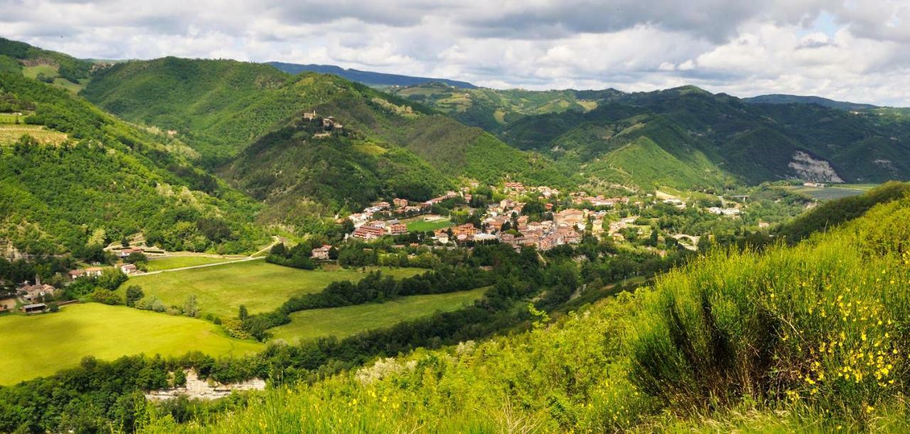 B&B Latordicella Castel del Rio Buitenkant foto